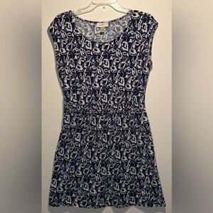 Loft Sleeveless Cinch Waist Fit Flare Dress Blue Black White Pattern Size M